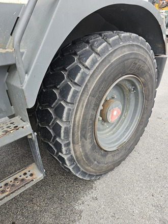 Wheel loader LIEBHERR L514: picture 22