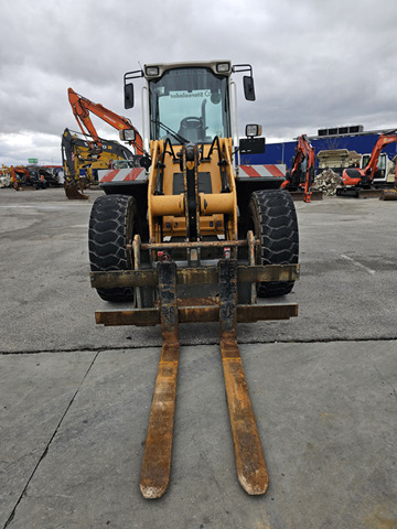 Wheel loader LIEBHERR L514: picture 6