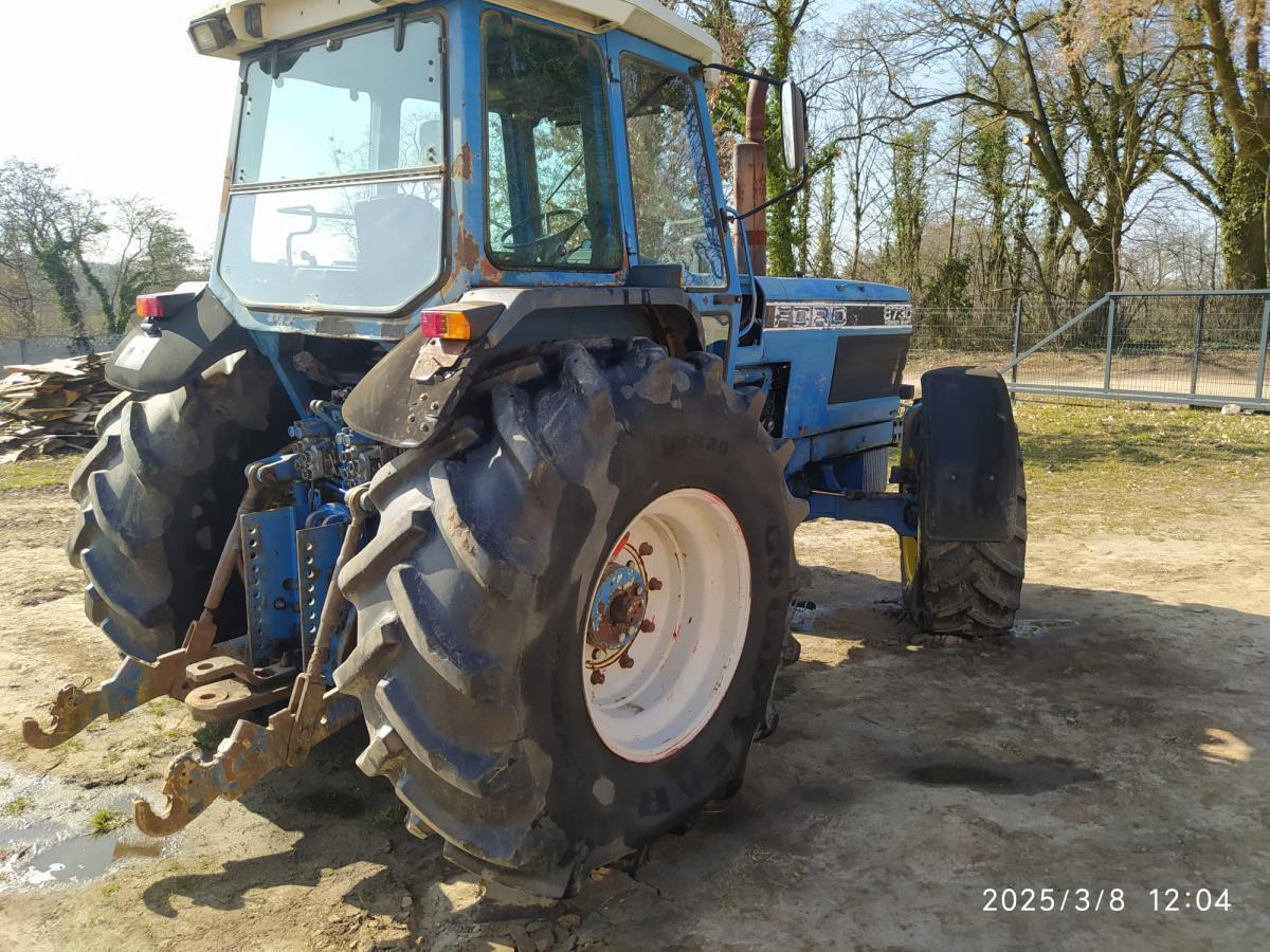 Ford 8730 - Farm tractor: picture 2 Ford 8730 - Farm tractor: picture 2