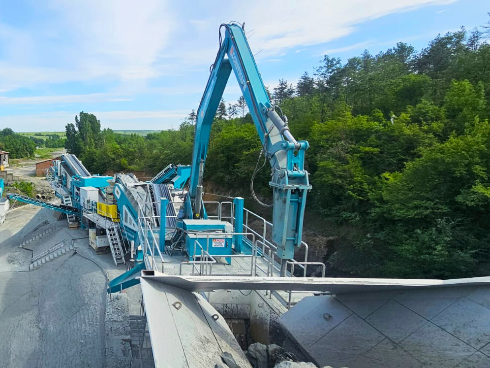 CONSTMACH Brise-Roche Hydraulique – Puissance Maximale pour les Travaux de Démolition les Plus Durs - Crusher: picture 3 CONSTMACH Brise-Roche Hydraulique – Puissance Maximale pour les Travaux de Démolition les Plus Durs - Crusher: picture 3