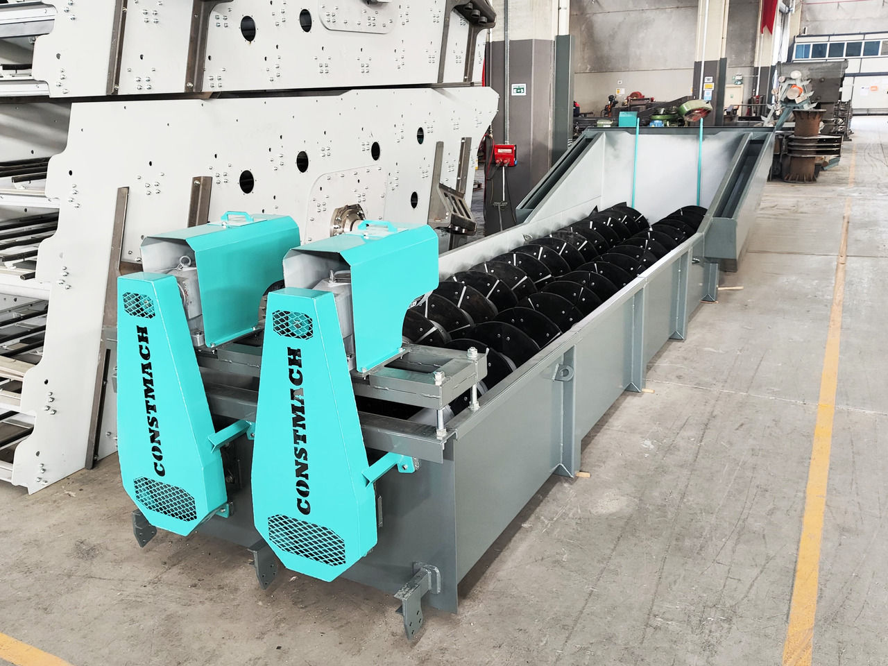 Constmach Screw Sand Washing Machine / Spiral Sand Washing Machine - Screener: picture 1 Constmach Screw Sand Washing Machine / Spiral Sand Washing Machine - Screener: picture 1
