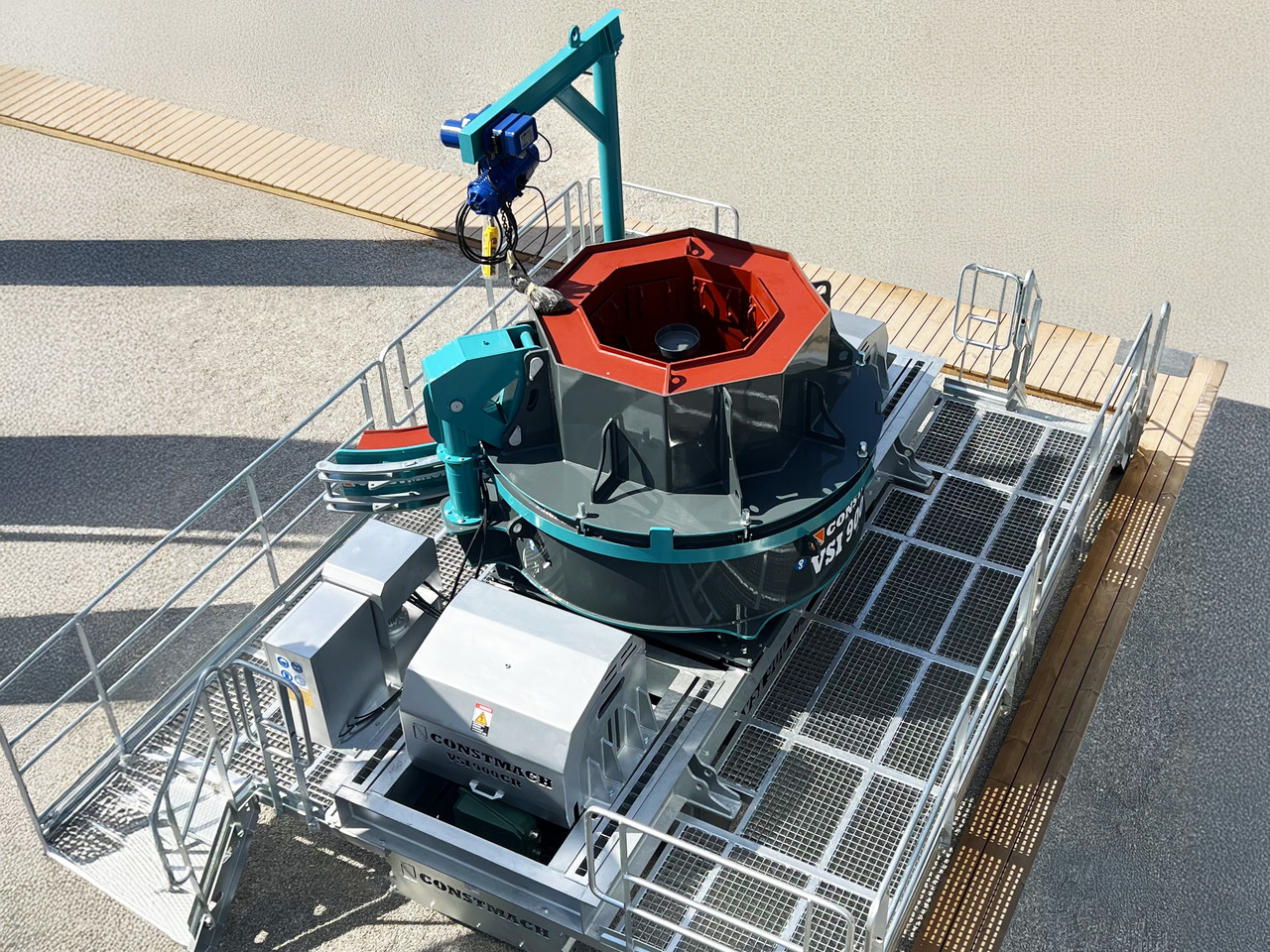 Constmach Vertical Shaft Impact Stone Crusher 190-250 TPH - Impact crusher: picture 2 Constmach Vertical Shaft Impact Stone Crusher 190-250 TPH - Impact crusher: picture 2