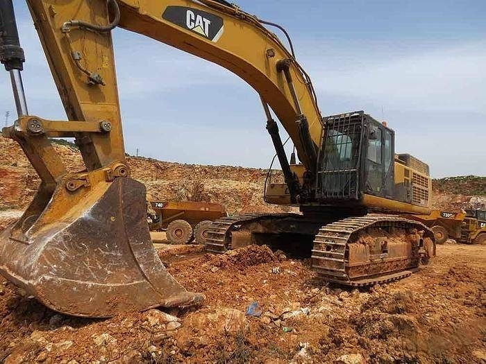 CAT 345DL ME - Excavator: picture 1 CAT 345DL ME - Excavator: picture 1