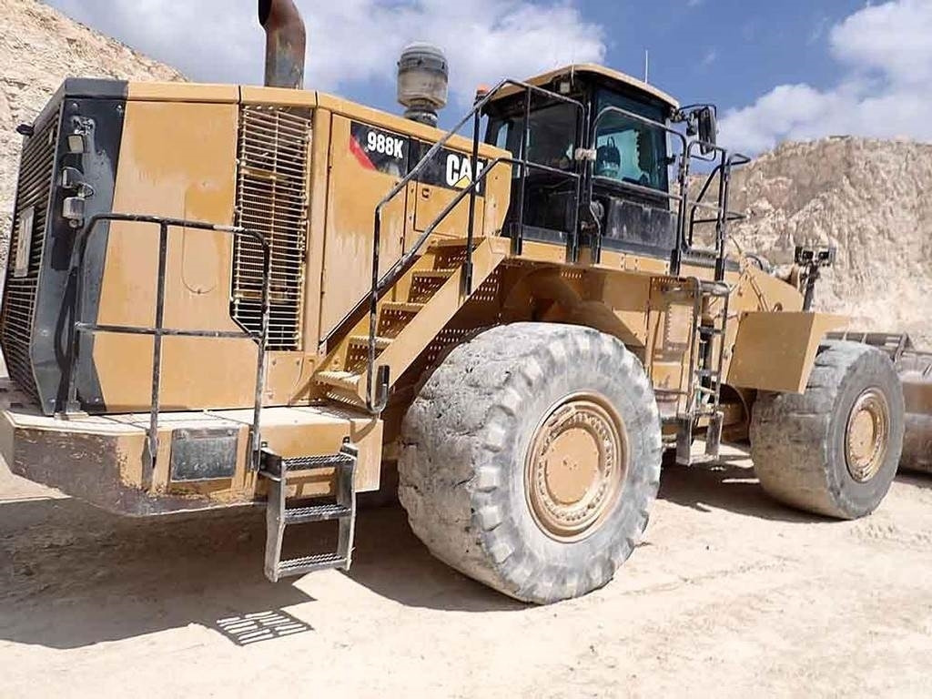 CAT 988K  - Wheel loader: picture 1 CAT 988K  - Wheel loader: picture 1