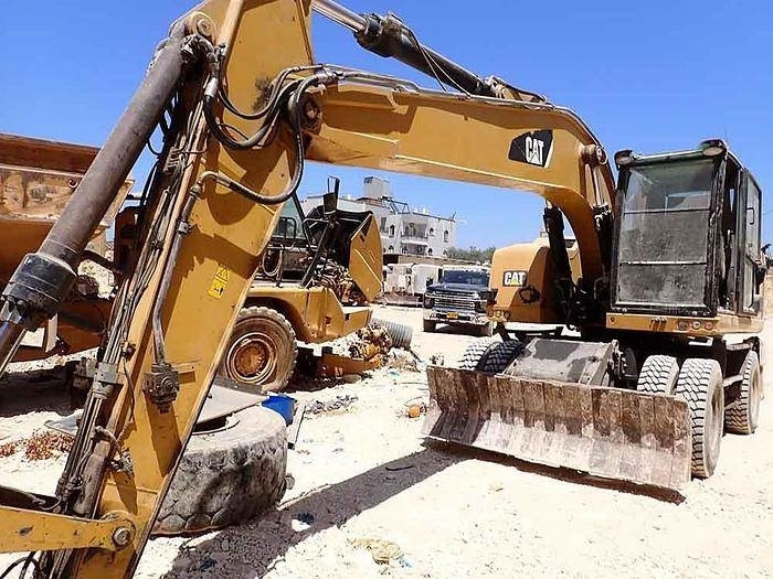 CAT M320F - Excavator: picture 1 CAT M320F - Excavator: picture 1