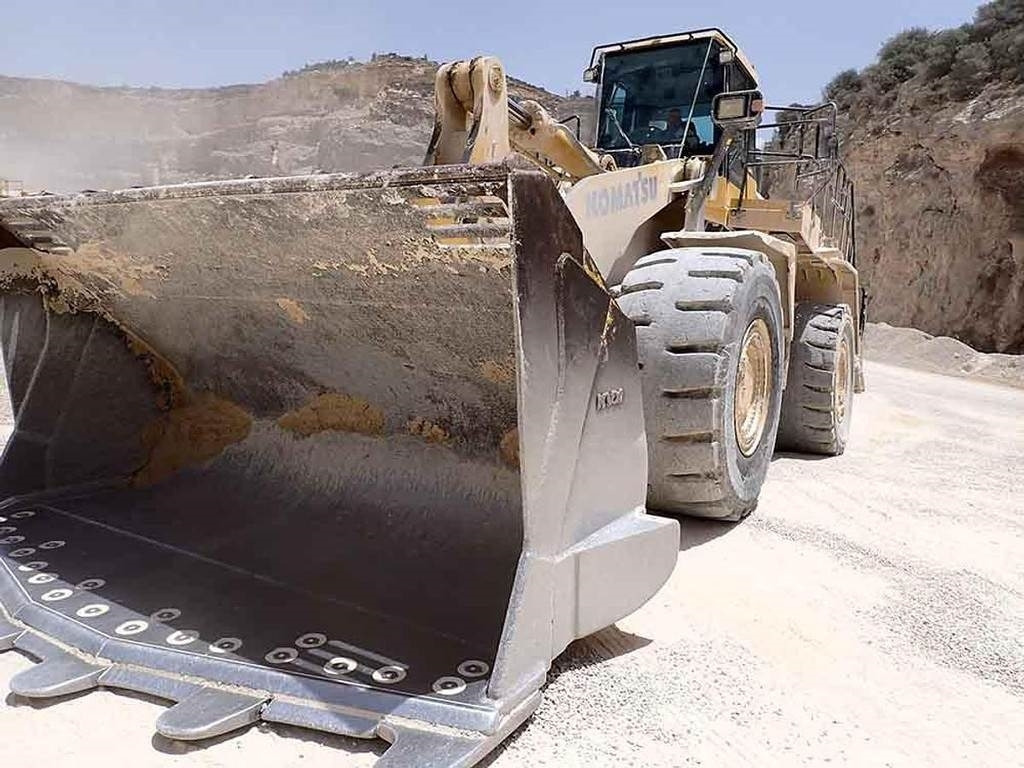 Komatsu WA600-8EO - Wheel loader: picture 2 Komatsu WA600-8EO - Wheel loader: picture 2