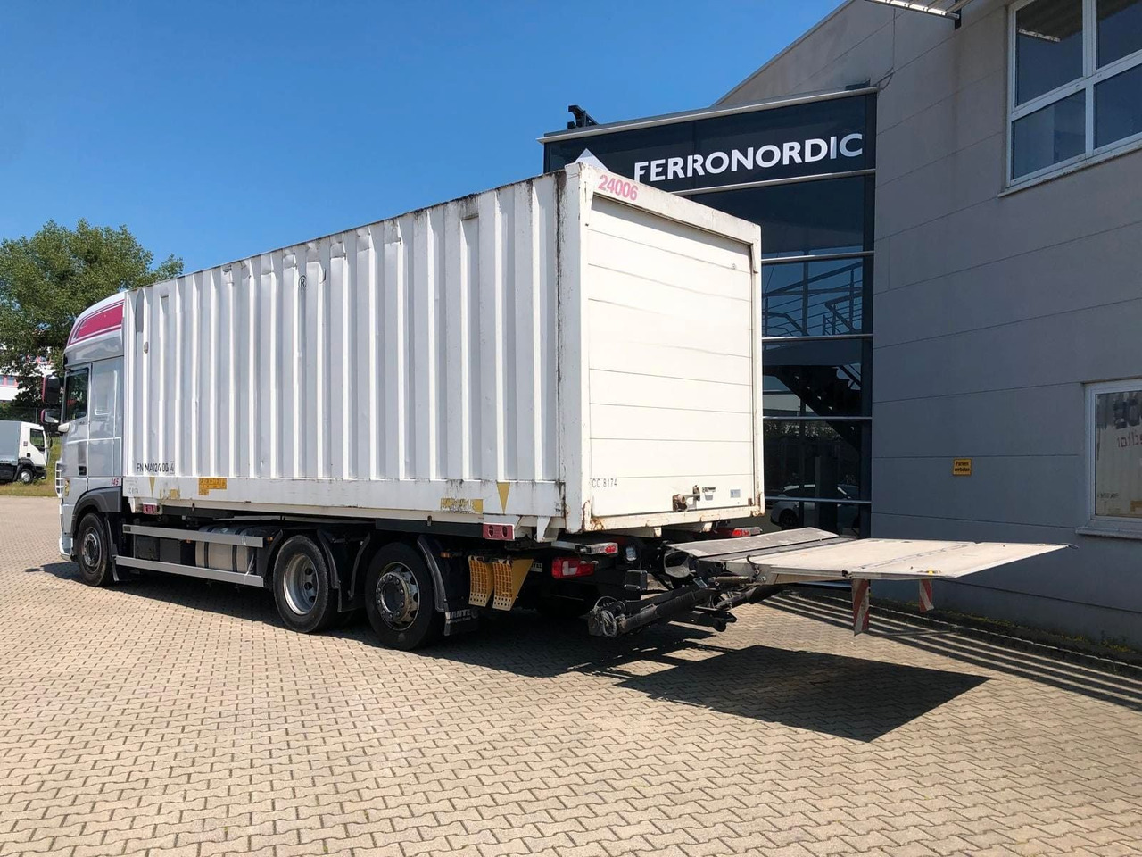 DAF XF450 SSC Lenk/Lift*LBW*AHK*Standklima - Container transporter/ Swap body truck: picture 4 DAF XF450 SSC Lenk/Lift*LBW*AHK*Standklima - Container transporter/ Swap body truck: picture 4