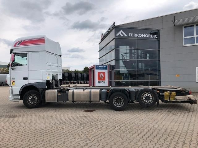 DAF XF460 SSC Liftachse*LBW*AHK*Standkl*Mega - Container transporter/ Swap body truck: picture 1 DAF XF460 SSC Liftachse*LBW*AHK*Standkl*Mega - Container transporter/ Swap body truck: picture 1