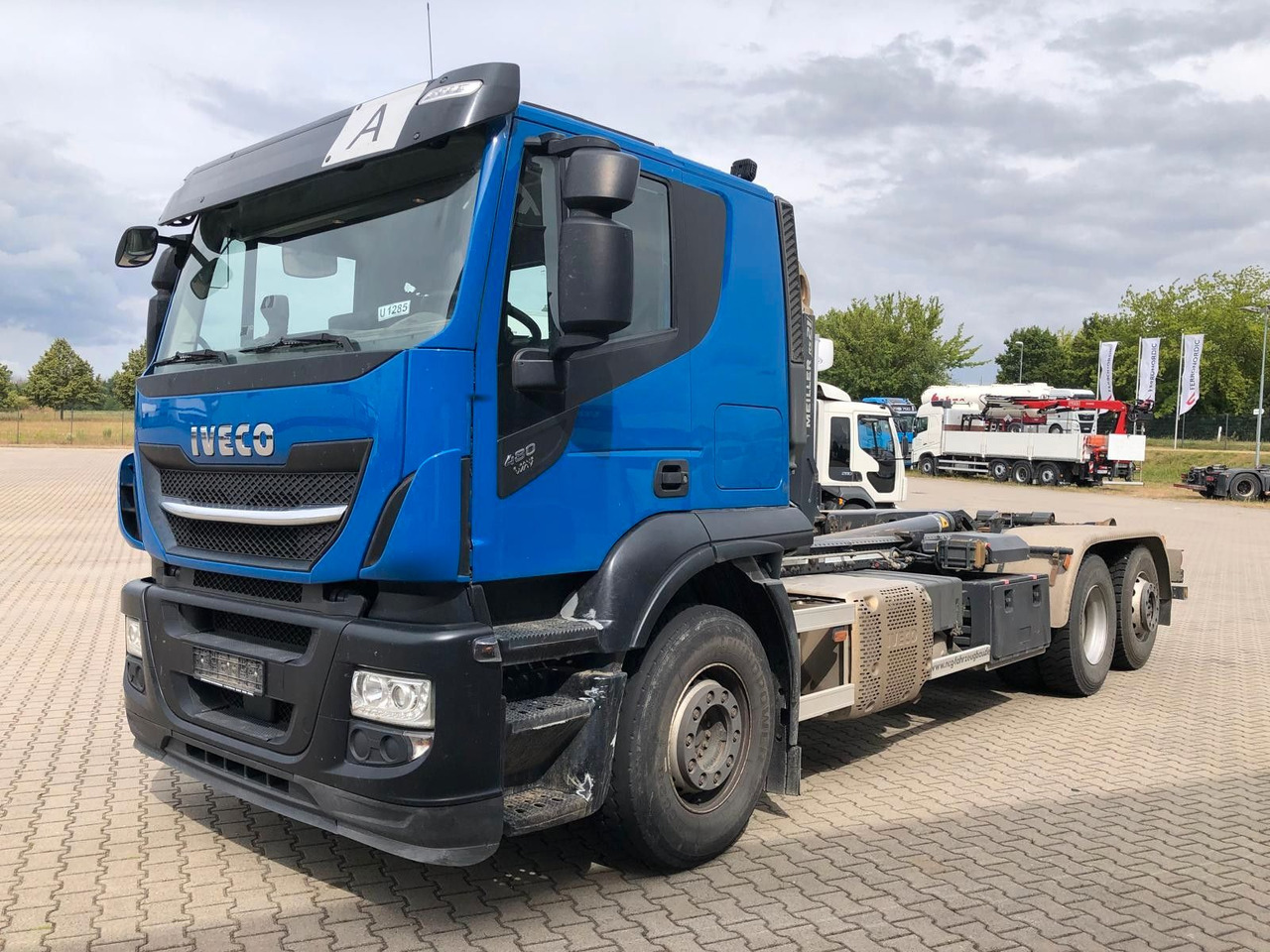 Iveco X-Way 480 Intarder*AHK*Lenk/LiftAchse*Meiller - Hook lift truck: picture 1 Iveco X-Way 480 Intarder*AHK*Lenk/LiftAchse*Meiller - Hook lift truck: picture 1