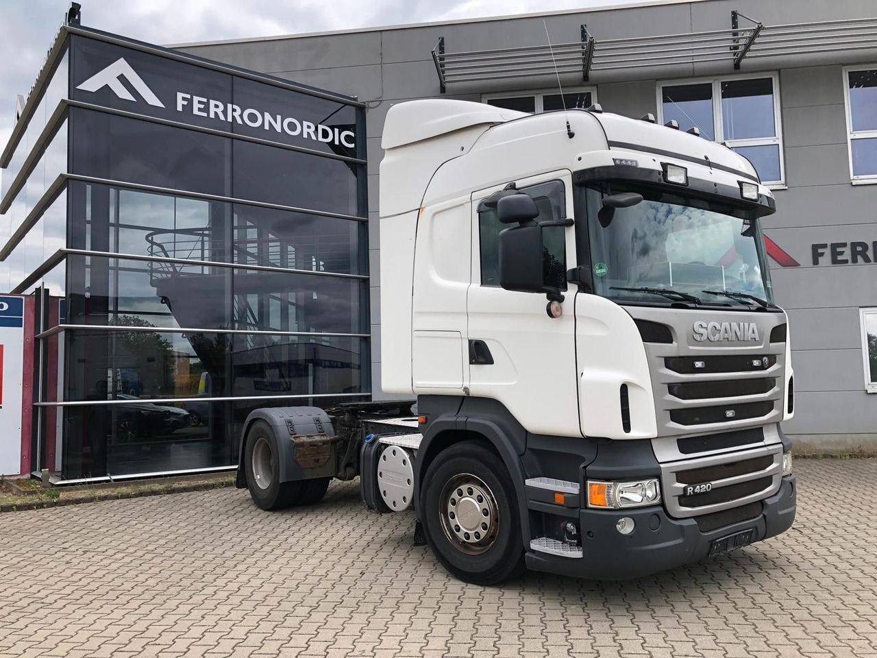 Scania R420 PTO*Automatik mit Kupplungspedale - Tractor unit: picture 1 Scania R420 PTO*Automatik mit Kupplungspedale - Tractor unit: picture 1