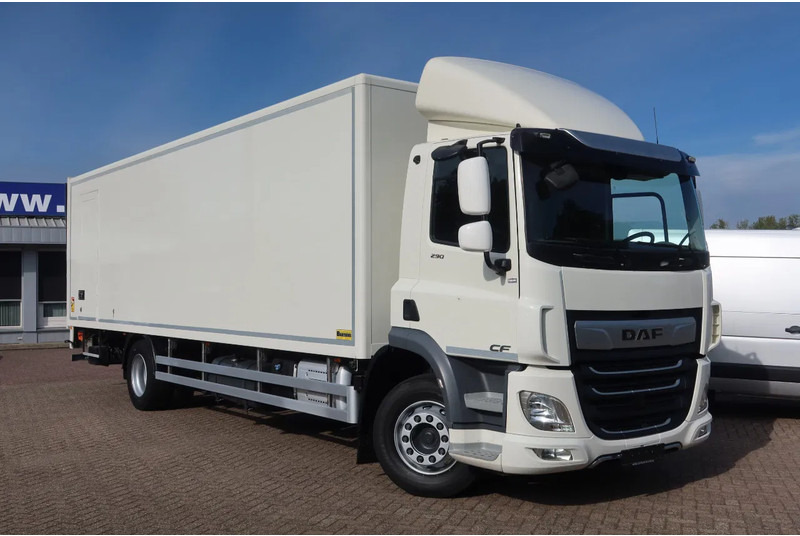 DAF CF 290 FA Bak + klep Dhollandia 2000 KG - Box truck: picture 2 DAF CF 290 FA Bak + klep Dhollandia 2000 KG - Box truck: picture 2