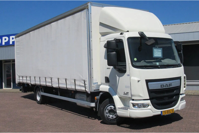 DAF LF 250 250 bak + klep + schuifzeil E6 - Curtainsider truck: picture 2 DAF LF 250 250 bak + klep + schuifzeil E6 - Curtainsider truck: picture 2