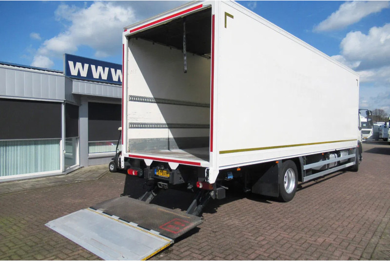 DAF LF 55 320 Euro 6 - Box truck: picture 3 DAF LF 55 320 Euro 6 - Box truck: picture 3