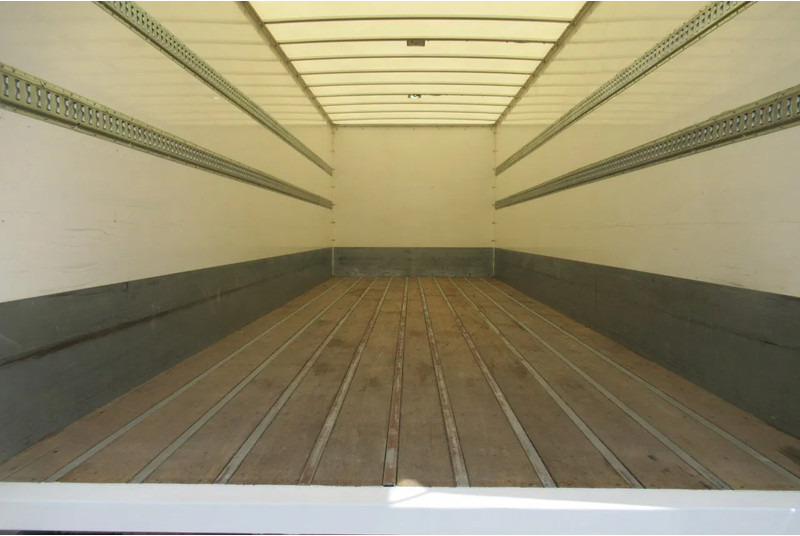 Mercedes-Benz Actros 1832 1832 LL 4x2 - Box truck: picture 4 Mercedes-Benz Actros 1832 1832 LL 4x2 - Box truck: picture 4