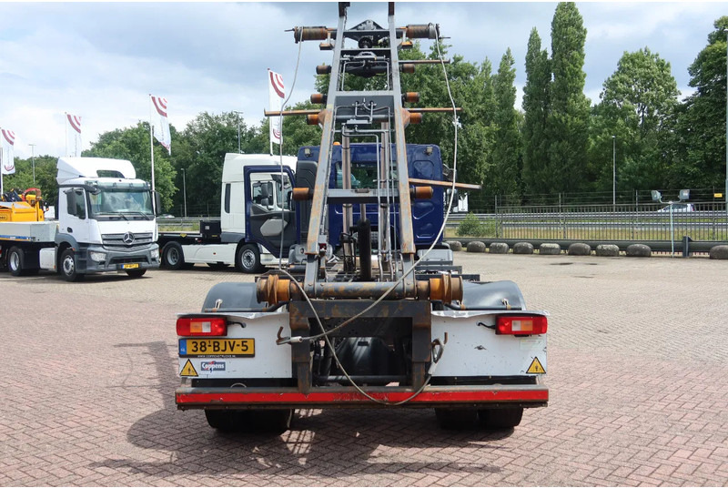 Volvo FE 280 Container / Kabelsysteem H.T.S Kabel, 15 ton, 575 cm 6 Cilinder - Cable system truck: picture 3 Volvo FE 280 Container / Kabelsysteem H.T.S Kabel, 15 ton, 575 cm 6 Cilinder - Cable system truck: picture 3