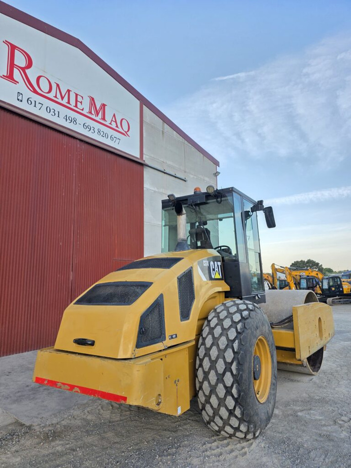 CAT CS74 - Roller: picture 2 CAT CS74 - Roller: picture 2