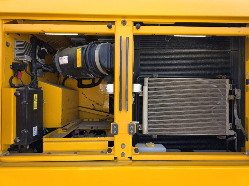 Crawler excavator JCB 220X L4F: picture 9 Crawler excavator JCB 220X L4F: picture 9