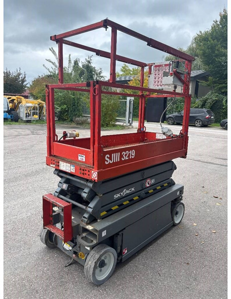 Skyjack SJ 3219 7,80m Scherenarbeitsbühne - Scissor lift: picture 4 Skyjack SJ 3219 7,80m Scherenarbeitsbühne - Scissor lift: picture 4