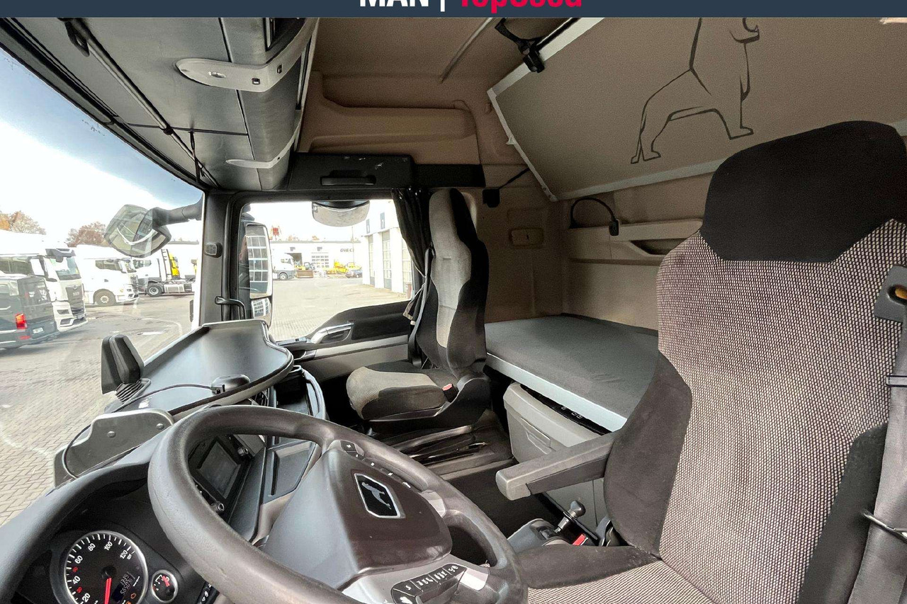 MAN 18.500 XLX Cab Retarder (9057) - Tractor unit: picture 5 MAN 18.500 XLX Cab Retarder (9057) - Tractor unit: picture 5
