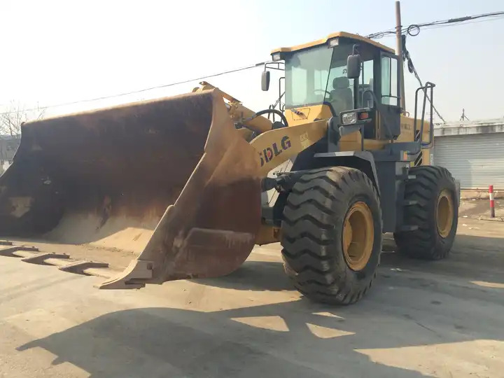 5 ton mini Used Original State loader SDLG 953 956L Used Small wheel loader - Wheel loader: picture 2 5 ton mini Used Original State loader SDLG 953 956L Used Small wheel loader - Wheel loader: picture 2