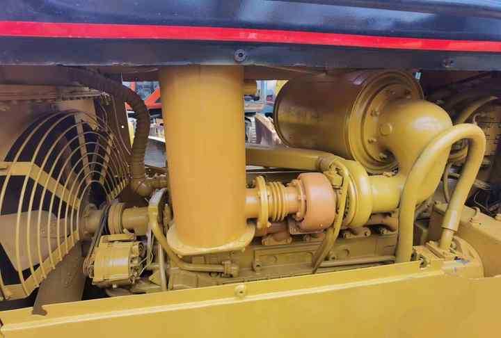 6-way Tilting Blade Caterpillar Crawler Bulldozer Cat D7G With Elevated Tracks Good Condition For Sale - Bulldozer: picture 5 6-way Tilting Blade Caterpillar Crawler Bulldozer Cat D7G With Elevated Tracks Good Condition For Sale - Bulldozer: picture 5