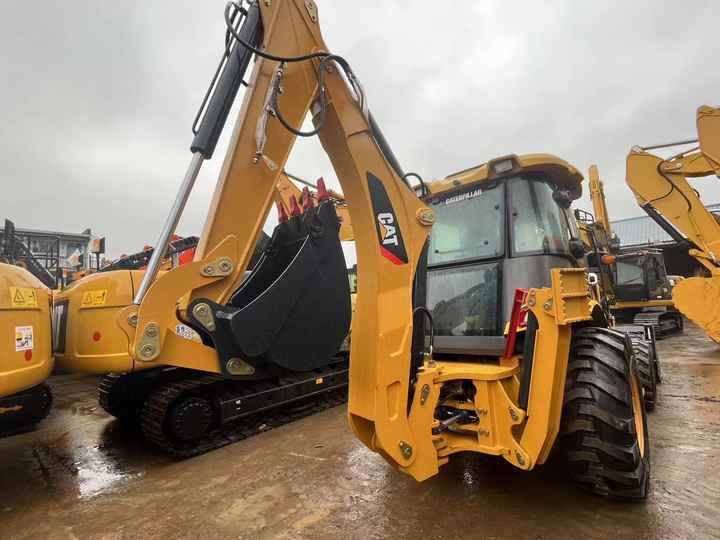 Backhoe loader Backhoe loader CAT 420F loader used cheap CAT 420F loader and digger in good running condition on sale: picture 6 Backhoe loader Backhoe loader CAT 420F loader used cheap CAT 420F loader and digger in good running condition on sale: picture 6