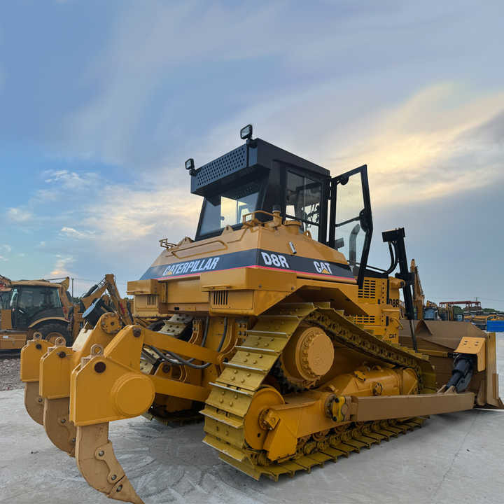 Bulldozer Used Cat D8r and More Bulldozers Like Mini Bulldozer - Bulldozer: picture 5 Bulldozer Used Cat D8r and More Bulldozers Like Mini Bulldozer - Bulldozer: picture 5