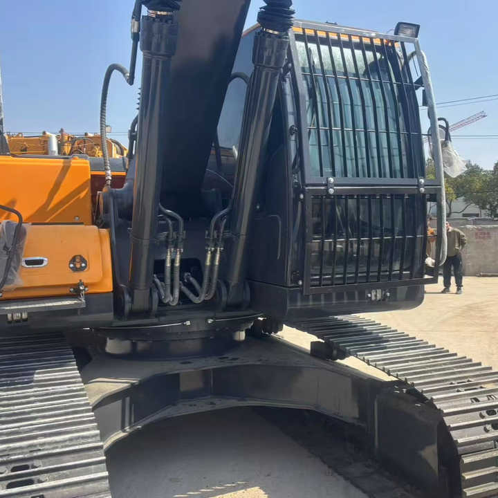 Cheap Price Original Used Hyundai 220 Excavator Hyundai 220LC-9s 220lc Excavator for Sale in Stock Secondhand Digger - Excavator: picture 1 Cheap Price Original Used Hyundai 220 Excavator Hyundai 220LC-9s 220lc Excavator for Sale in Stock Secondhand Digger - Excavator: picture 1