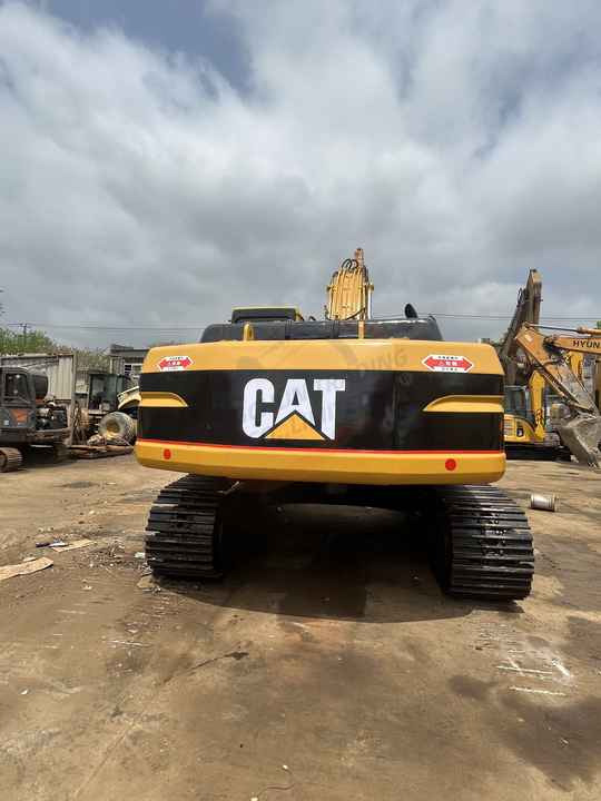 Good Condition Second Hand Caterpillar 325bl Excavator Used Cat 325b 325bl with good condition in stock - Crawler excavator: picture 3 Good Condition Second Hand Caterpillar 325bl Excavator Used Cat 325b 325bl with good condition in stock - Crawler excavator: picture 3