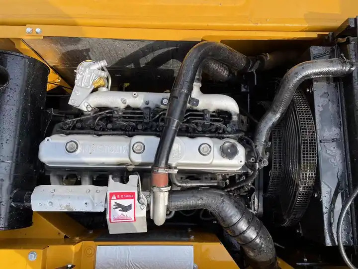 Good Price Used Sany Sy 215c Crawler Excavator in Good Condition Sany 215 Excavator - Excavator: picture 3 Good Price Used Sany Sy 215c Crawler Excavator in Good Condition Sany 215 Excavator - Excavator: picture 3