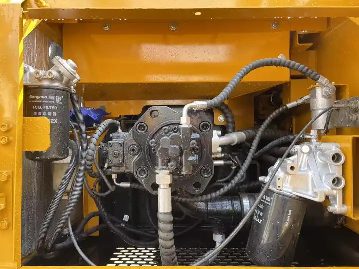 Good Price Used Sany Sy 215c Crawler Excavator in Good Condition Sany 215 Excavator - Excavator: picture 4 Good Price Used Sany Sy 215c Crawler Excavator in Good Condition Sany 215 Excavator - Excavator: picture 4