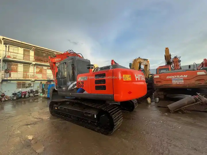 Good condition used hydraulic crawler excavator 20 ton second hand Hitachi ZX200-3G ZX200-3GExcavator - Crawler excavator: picture 5 Good condition used hydraulic crawler excavator 20 ton second hand Hitachi ZX200-3G ZX200-3GExcavator - Crawler excavator: picture 5