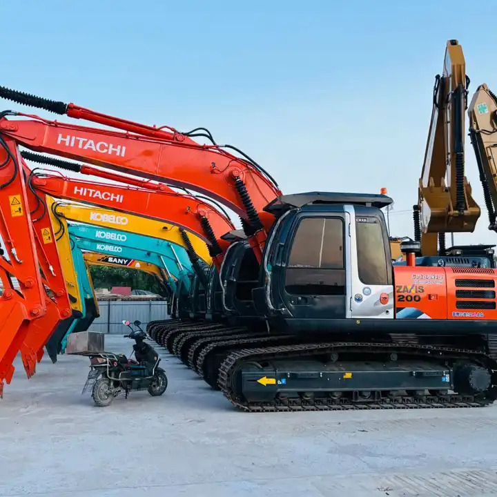Hight Quality Japan Original 20t Excavator Hitachi Zx200-3g Zx200 Crawler Excavator With 6bg1 Engine In Shanghai - Crawler excavator: picture 1 Hight Quality Japan Original 20t Excavator Hitachi Zx200-3g Zx200 Crawler Excavator With 6bg1 Engine In Shanghai - Crawler excavator: picture 1