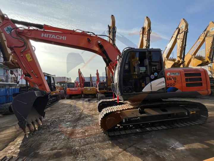 Hot sale Used Hitachi ZX200-3 digger 20ton Excavator second hand excavator - Crawler excavator: picture 4 Hot sale Used Hitachi ZX200-3 digger 20ton Excavator second hand excavator - Crawler excavator: picture 4