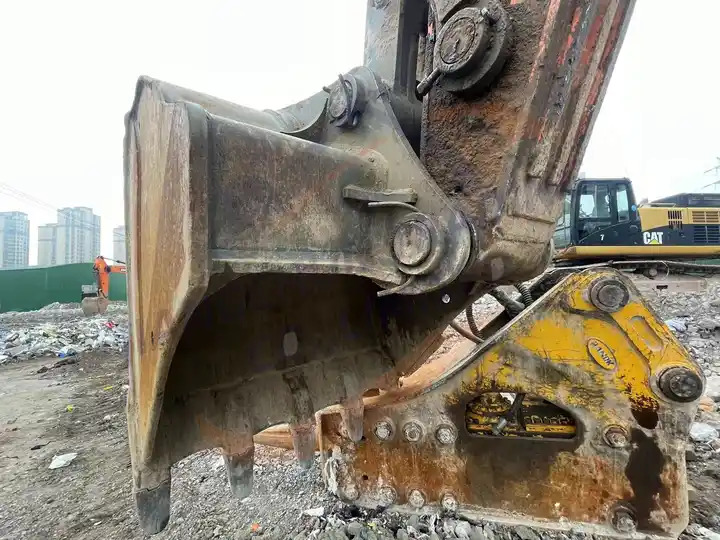 Large equipment earthmoving machinery 52 tons of imported second-hand Doosan 520 excavator sold cheap - Excavator: picture 5 Large equipment earthmoving machinery 52 tons of imported second-hand Doosan 520 excavator sold cheap - Excavator: picture 5