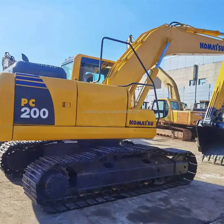 New Arrival Second Hand Pc200-8 Komatsu 20 Ton Crawler Excavator Komatsu Pc 200-8 Used Komatsu Pc 200 Excavator For Sale - Excavator: picture 1 New Arrival Second Hand Pc200-8 Komatsu 20 Ton Crawler Excavator Komatsu Pc 200-8 Used Komatsu Pc 200 Excavator For Sale - Excavator: picture 1