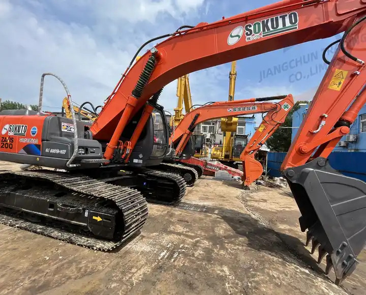 Original Design Used Hitachi Excavator Made In Japan,Heavy Machinery Used Hitachi Zx200-3g,Zx200 Excavator For Sale In Shanghai - Crawler excavator: picture 2 Original Design Used Hitachi Excavator Made In Japan,Heavy Machinery Used Hitachi Zx200-3g,Zx200 Excavator For Sale In Shanghai - Crawler excavator: picture 2