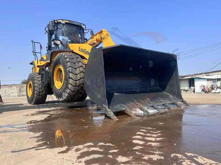 Original LiuGong Wheel Loader high quality 856H in Good Condition with Low running hours - Wheel loader: picture 3 Original LiuGong Wheel Loader high quality 856H in Good Condition with Low running hours - Wheel loader: picture 3
