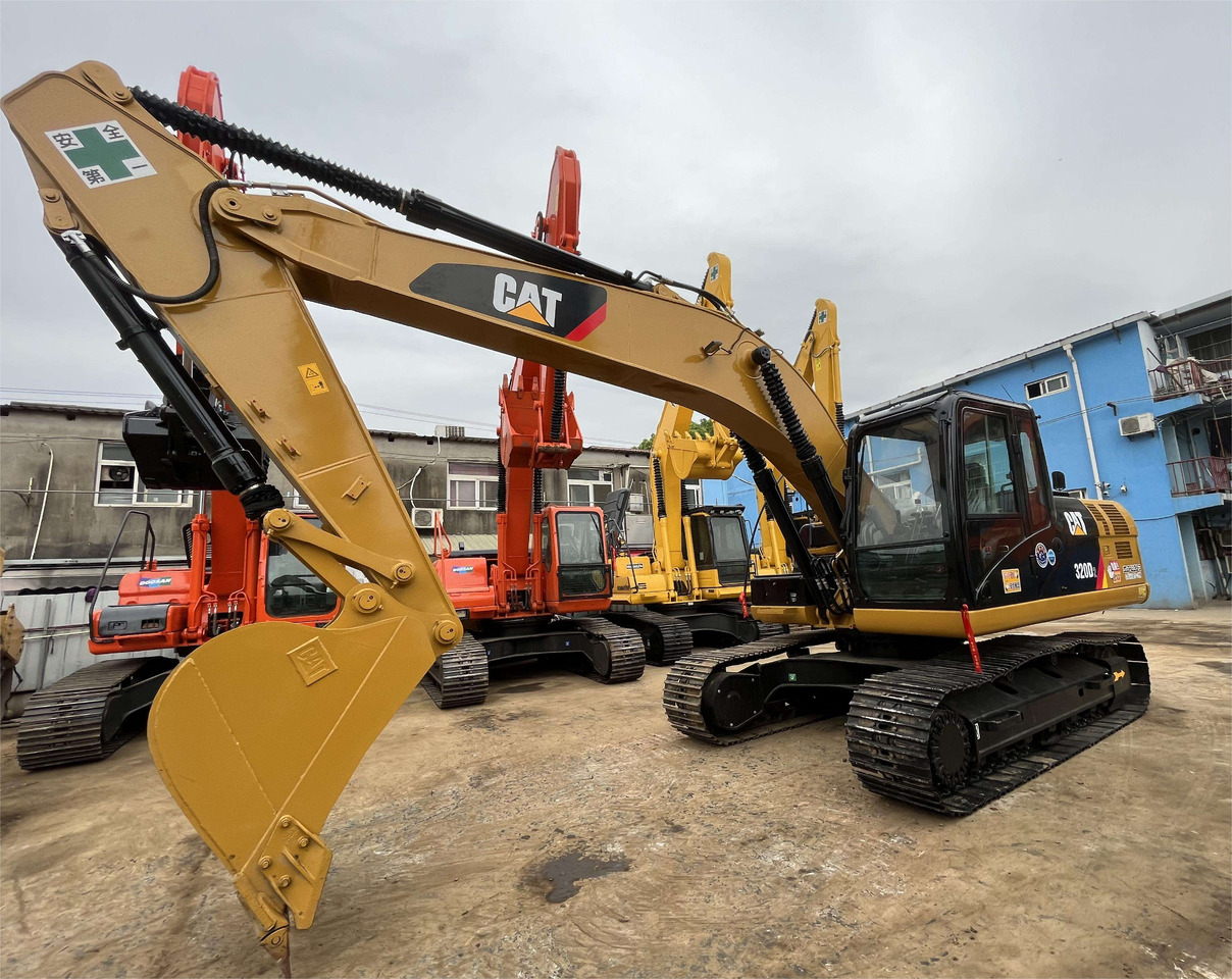 Second Hand Cat Excavator CAT 320D High Quality Japan Used Construction Machine 20ton Excavator - Excavator: picture 1 Second Hand Cat Excavator CAT 320D High Quality Japan Used Construction Machine 20ton Excavator - Excavator: picture 1