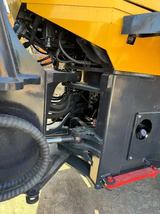 Second Hand Pay LoaderNice Performance Original Loader Used Komatsu Wa470 Loader Second Hand Wheel Loader Hot Sale - Wheel loader: picture 5 Second Hand Pay LoaderNice Performance Original Loader Used Komatsu Wa470 Loader Second Hand Wheel Loader Hot Sale - Wheel loader: picture 5