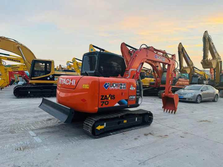 Used Japanese Excavator Hitachi 70 for Sale Hitachi 70 Excavator Hitachi Zx70 - Excavator: picture 4 Used Japanese Excavator Hitachi 70 for Sale Hitachi 70 Excavator Hitachi Zx70 - Excavator: picture 4