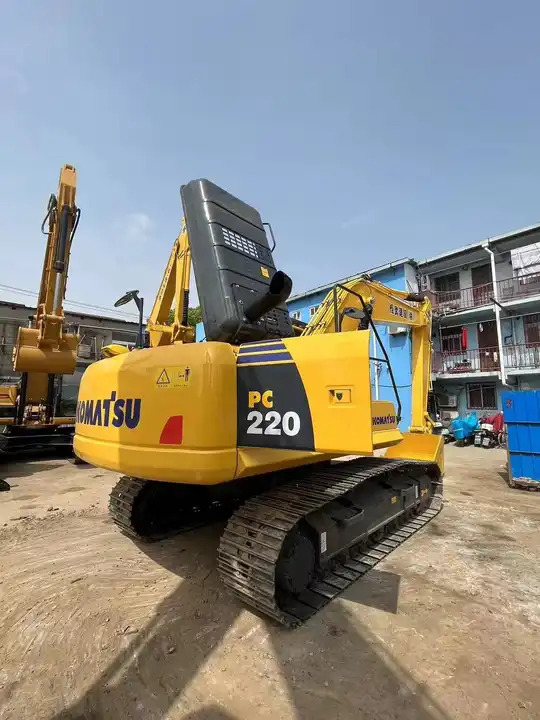 Used Komatsu Pc200-8 Excavator Used Japan Original Komatsu 220 200 Excavator Pc220-8 Excavator Available - Excavator: picture 4 Used Komatsu Pc200-8 Excavator Used Japan Original Komatsu 220 200 Excavator Pc220-8 Excavator Available - Excavator: picture 4