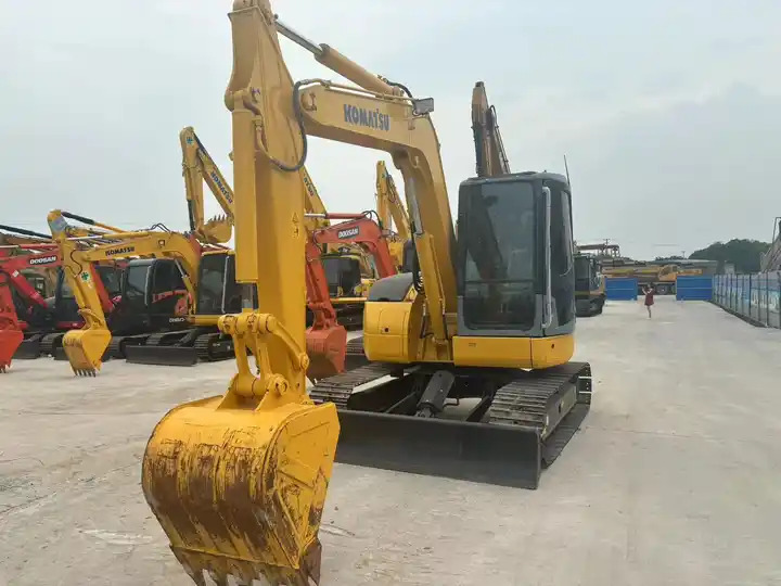 Zero-tail Excavator Komatsu Pc78us Japan Mini Excavator With Rubber Tracks In Shanghai - Crawler excavator: picture 2 Zero-tail Excavator Komatsu Pc78us Japan Mini Excavator With Rubber Tracks In Shanghai - Crawler excavator: picture 2