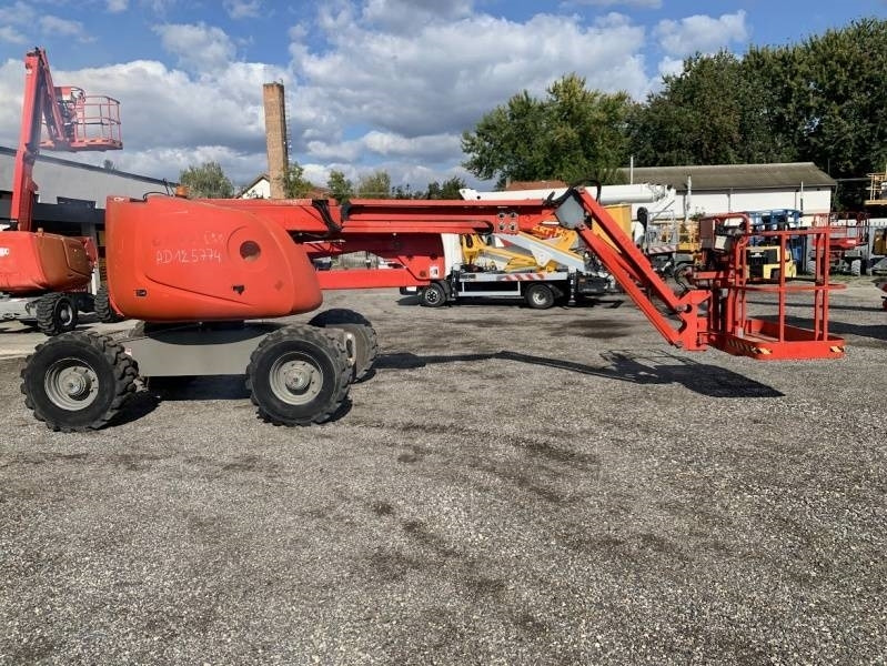 Haulotte HA16SPX - 16m, 4x4, diesel - Articulated boom: picture 4 Haulotte HA16SPX - 16m, 4x4, diesel - Articulated boom: picture 4