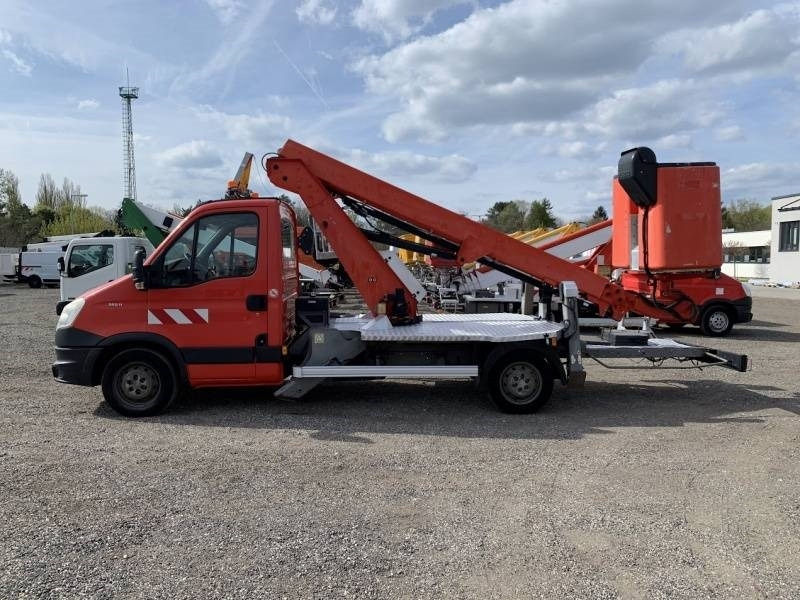Iveco Daily Isoli VT48NEXS - 16 m, 250 kg - Truck mounted aerial platform: picture 4 Iveco Daily Isoli VT48NEXS - 16 m, 250 kg - Truck mounted aerial platform: picture 4