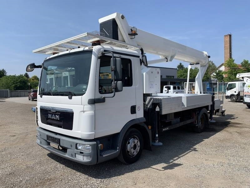 MAN TGL 7.150 RuthmannSteiger T330 - 33m - 320 kg - Truck mounted aerial platform: picture 2 MAN TGL 7.150 RuthmannSteiger T330 - 33m - 320 kg - Truck mounted aerial platform: picture 2