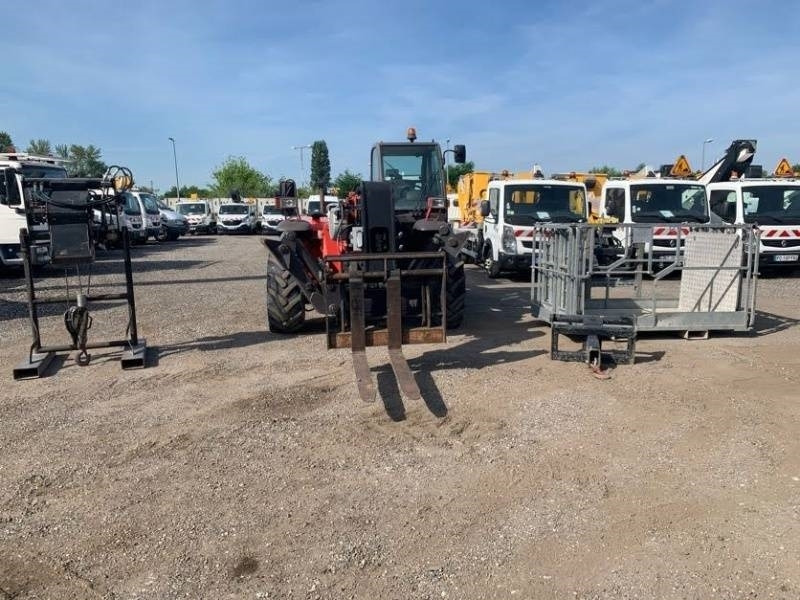 Manitou MVT1332 SL - 13m - 3,2t - 4x4x4 - Telescopic handler: picture 1 Manitou MVT1332 SL - 13m - 3,2t - 4x4x4 - Telescopic handler: picture 1