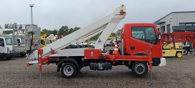 Nissan Cabstar Ruthmann TB220 - 22,1m - 200 kg - Truck mounted aerial platform: picture 4 Nissan Cabstar Ruthmann TB220 - 22,1m - 200 kg - Truck mounted aerial platform: picture 4