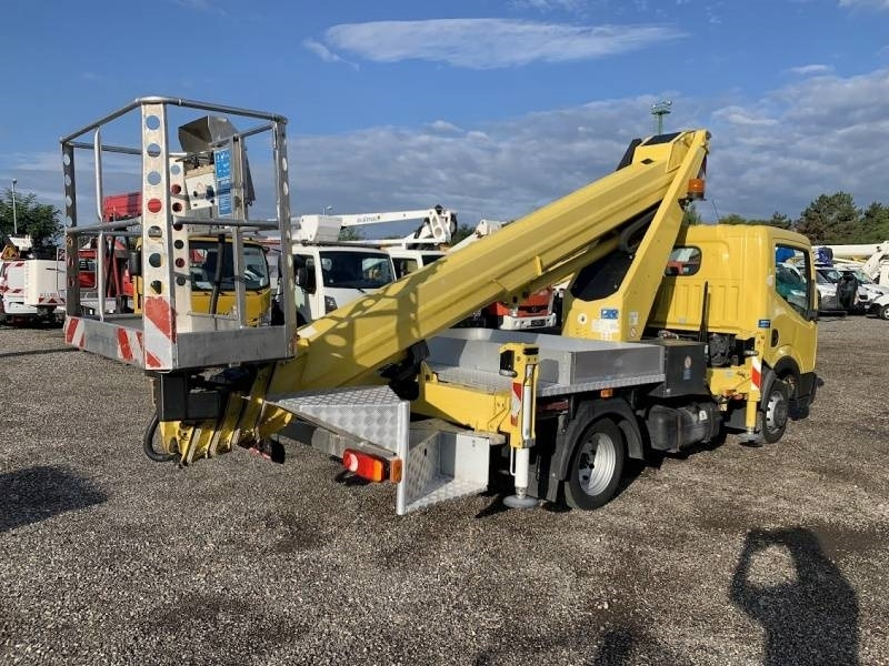 Nissan Cabstar Ruthmann TB270 - 27m - 225 kg - Truck mounted aerial platform: picture 5 Nissan Cabstar Ruthmann TB270 - 27m - 225 kg - Truck mounted aerial platform: picture 5