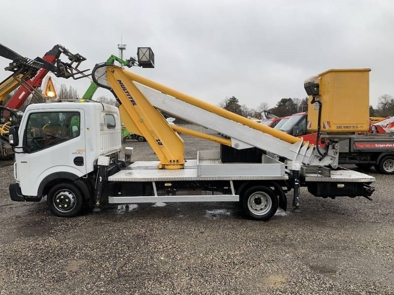 Renault Maxity Multitel MT202DS - 20m - 200 kg - Truck mounted aerial platform: picture 5 Renault Maxity Multitel MT202DS - 20m - 200 kg - Truck mounted aerial platform: picture 5